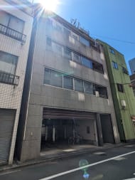 v20251010150707/fresh/building/J00100406976_6