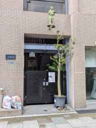 v20251010150707/fresh/building/J00100408119_3