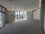 v20251010150707/fresh/building/J00100508839_8