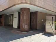 v20251010150708/fresh/building/J00100390782_12