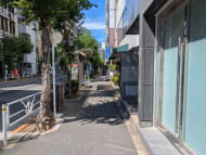 v20251010150708/fresh/building/J00100403098_12
