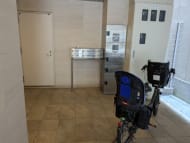 v20251010150708/fresh/building/J00100416063_12