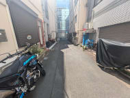 v20251010150708/fresh/building/J00100443256_11