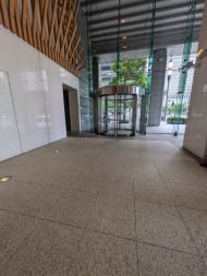 v20251011150701/fresh/building/J00100364032_9