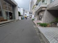 v20251011150701/fresh/building/J00100374881_2
