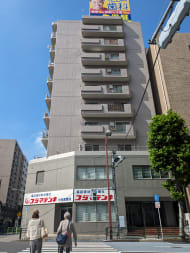 v20251011150701/fresh/building/J00100381852_1