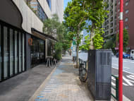 v20251011150701/fresh/building/J00100381853_2
