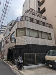 v20251011150701/fresh/building/J00100382176_1