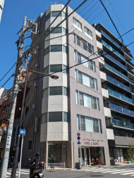 v20251011150701/fresh/building/J00100394223_1