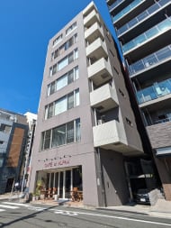 v20251011150701/fresh/building/J00100394223_11