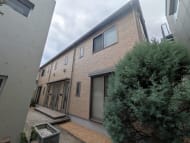v20251011150701/fresh/building/J00100417625_1