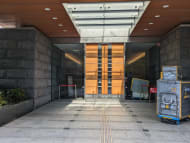 v20251011150701/fresh/building/J00100421327_10