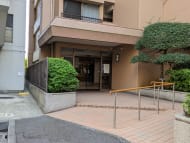 v20251011150702/fresh/building/J00100357301_3