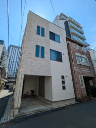 v20251011150702/fresh/building/J00100358214_1
