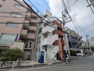v20251011150702/fresh/building/J00100370499_5