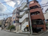 v20251011150702/fresh/building/J00100370499_7