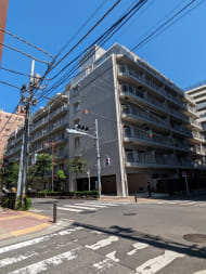 v20251011150702/fresh/building/J00100371322_1