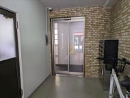 v20251011150702/fresh/building/J00100373630_9