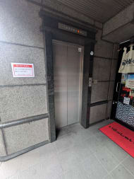 v20251011150702/fresh/building/J00100373774_4
