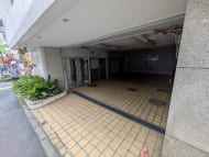 v20251011150702/fresh/building/J00100378206_7