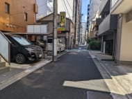 v20251011150702/fresh/building/J00100382145_17