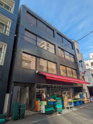 v20251011150702/fresh/building/J00100383347_6
