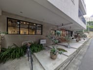 v20251011150702/fresh/building/J00100393518_9