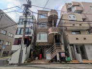 v20251011150702/fresh/building/J00100394752_5