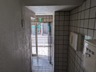 v20251011150702/fresh/building/J00100398035_12