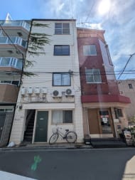 v20251011150702/fresh/building/J00100407490_9