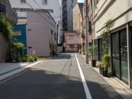 v20251011150702/fresh/building/J00100417714_12