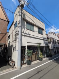 v20251011150702/fresh/building/J00100417714_5