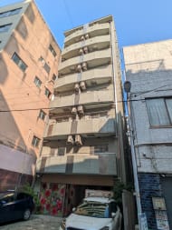 v20251011150702/fresh/building/J00100418376_8