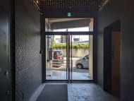 v20251011150702/fresh/building/J00100428758_27