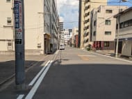 v20251011150702/fresh/building/J00100464518_2