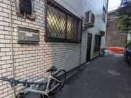 v20251011150702/fresh/building/J00100480666_9