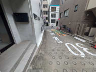 v20251011150702/fresh/building/J00100511582_2