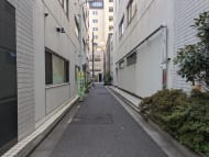 v20251012150813/fresh/building/J00100359462_9