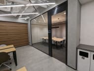v20251012150813/fresh/building/J00100365239_16