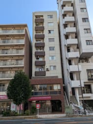 v20251012150813/fresh/building/J00100369328_1