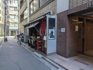 v20251012150813/fresh/building/J00100374221_15