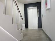 v20251012150813/fresh/building/J00100382913_13