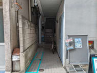 v20251012150813/fresh/building/J00100390558_9