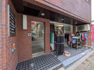 v20251012150813/fresh/building/J00100393048_10