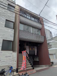 v20251012150813/fresh/building/J00100428757_5