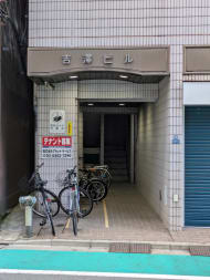 v20251012150813/fresh/building/J00100495998_3