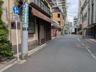 v20251012150813/fresh/building/J00100611307_2