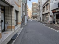 v20251012150813/fresh/building/J00100633701_13