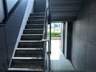 v20251013150705/fresh/building/J00100375585_17