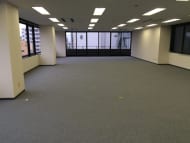 v20251013150705/fresh/building/J00100379143_12
